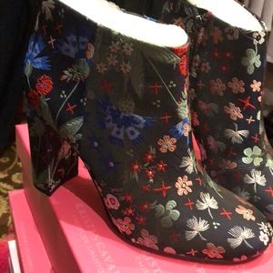 Floral bootie